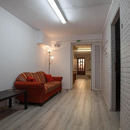 Eminem Central Guesthouse Oradea Extérieur photo