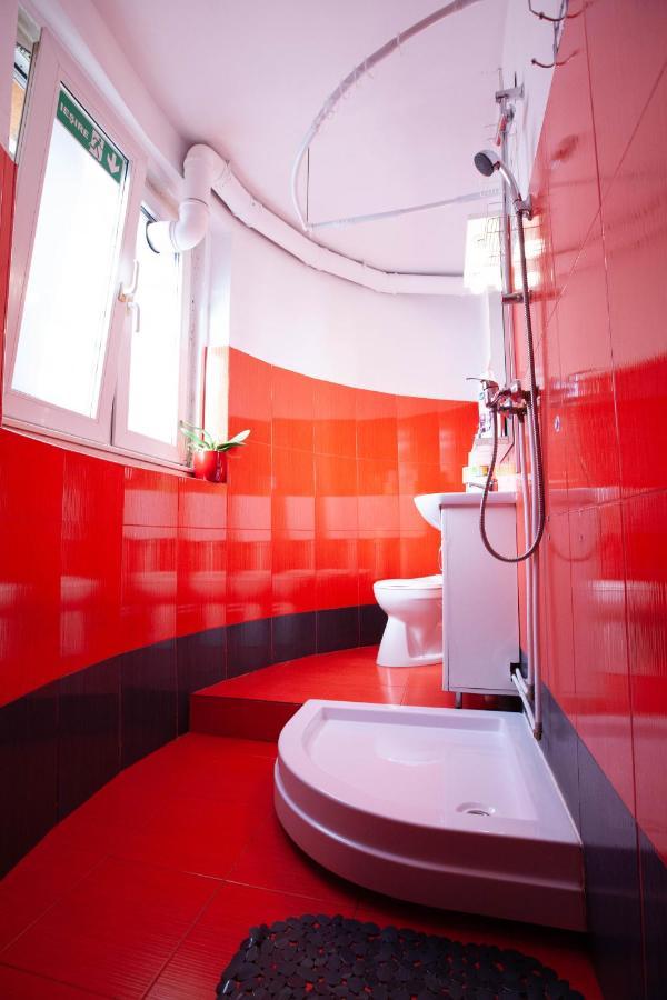 Eminem Central Guesthouse Oradea Extérieur photo