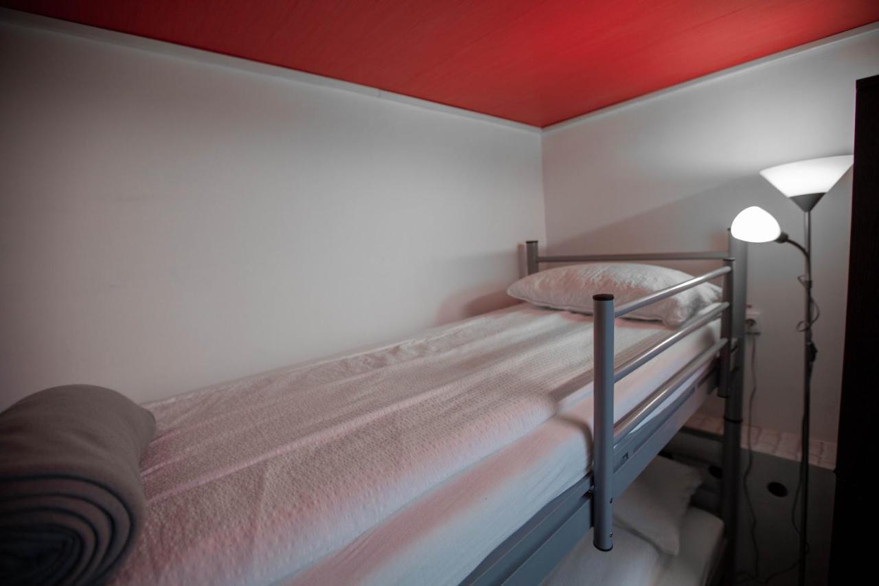 Eminem Central Guesthouse Oradea Extérieur photo