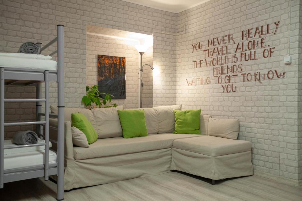 Eminem Central Guesthouse Oradea Extérieur photo